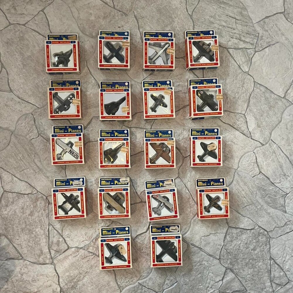 Bachmann mini planes set of 18 , AVAILABLE INDIVIDUALLY plane collectors